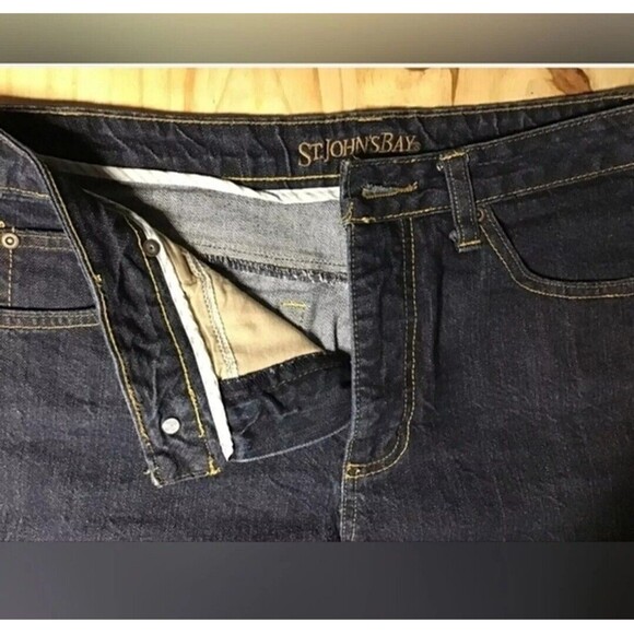 St. John's Bay Jeans Women's Size 12 Bootcut Short Cropped Leg Dark Wash Blue - Picture 2 of 6